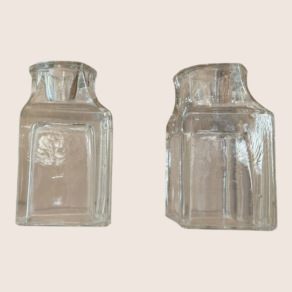 🕯️ VTG ART DECO VOTIVE GLASS CANDLE HOLDERS RIBBED FRONT SET OF TWO - Picture 4 of 6